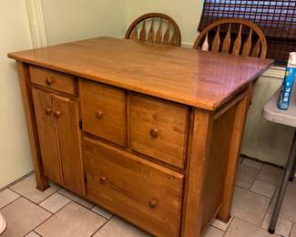 Island, 2swivel stools