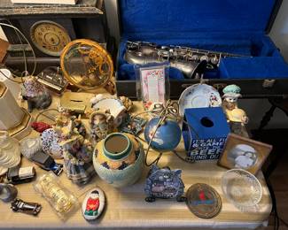 Vintage saxophone, deco items 