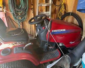 Craftsman GT5000 Riding Lawn Mower