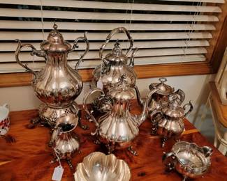 Reed and barton wintrope  pieces 