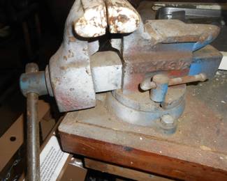 Bench Vice