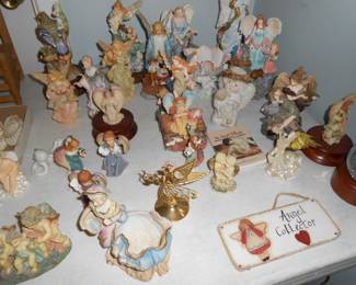 Figurines