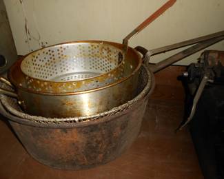 Fish Baskets & Pots