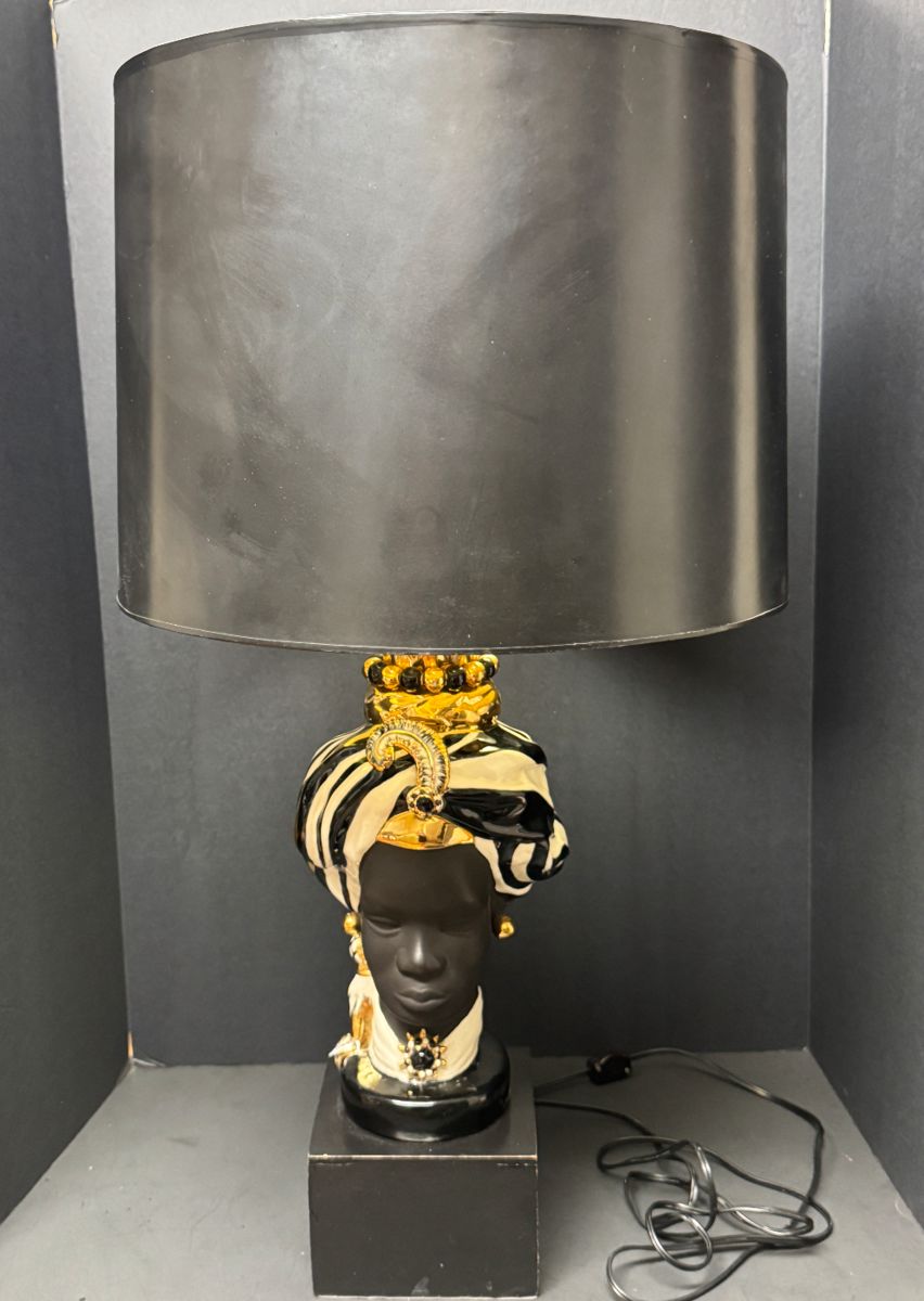 Nubian Princess lamp Repaired base WORKS 