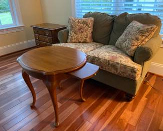 Small den off of the kitchen