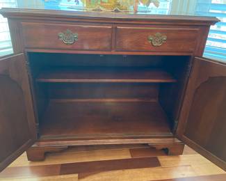 Knobb Creek sideboard