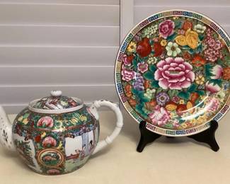 MFS111 Chinese Porcelain Rose Medallion Tea Pot & Floral Plate