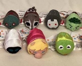 MFS034 Fifteen Marvel & Disney Tsum Tsum Plush New