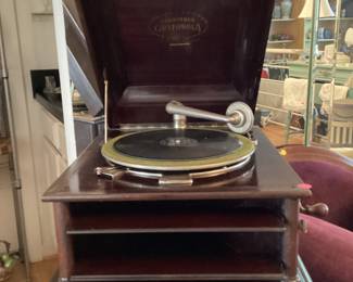 Victrola 