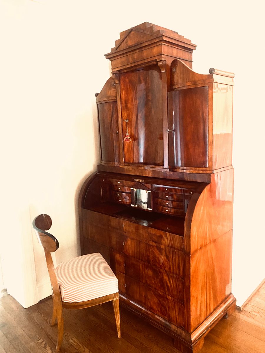 Mid-1800's Baltic secretary
