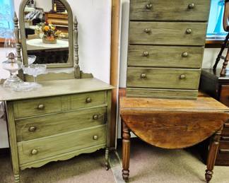 Shabby chic painted furniture