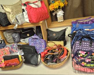 Large selection of designer and collectible purses-Patricia Nash, Brahmin, Dooney & Bourke, Baggallini, Anuschke and Madi Claire
