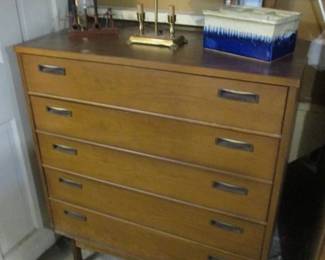 Maple (5) Drawer Tall Dresser