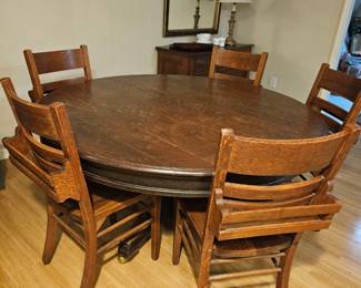 Antique poker table - top removable - see next picture
Basement entry