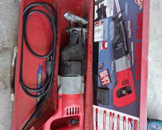 MILWAUKEE SAWZALL RECIROCATING SAW