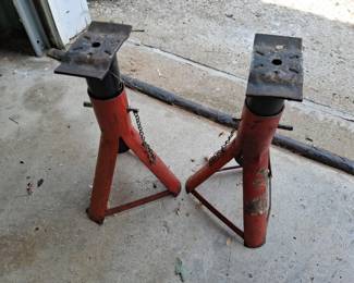 JACK STANDS
