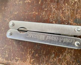 LEATHERMAN MULTI-TOOL