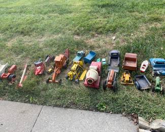 VINTAGE TOYS. DRYING OFF HERE SINCE THEY WERE STORED IN A GARAGE ATTIC FOR MANY YEARS