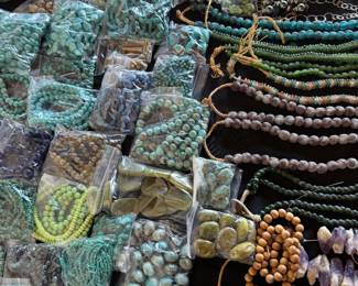 Loaded with turquoise,  Amethyst,  Onyx, lava, labrodite, Lapis etc....