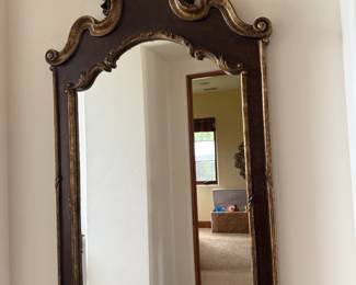 Gorgeous antique style mirror 