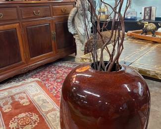 Large ceramic vase/planter