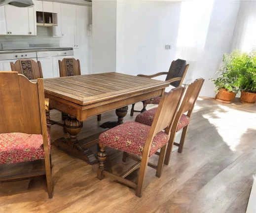 001 Vintage Wood Trestle Table w Leaf 6 Chairs
