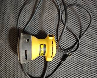 DeWalt Orbital Sander 