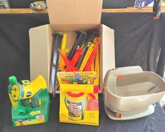 Mixed Lot Of Lawn Care Items