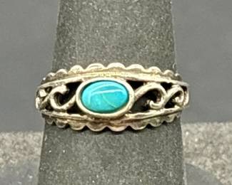 925 Silver w/ Turquoise Ring, Size 7.5, TW 2.58g