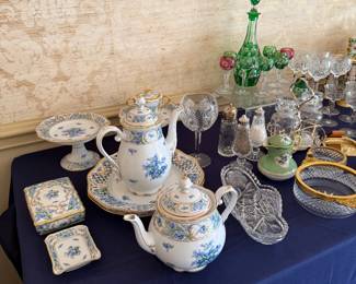 Bavaria Schumann 'Forget Me Not' Porcelain