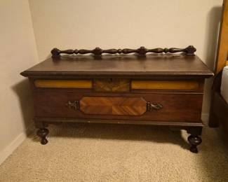 65 CavalierCedarLinedHopeChestBlanketorHeirloomStorage