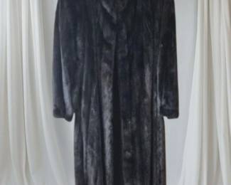 24 FullLengthBlackMinkFurCoatSizeMedium