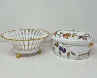 68 PorcelainWarePortugalEnglandGoldTrim