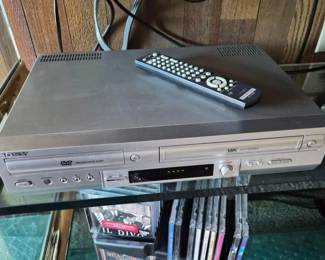 43 SonyDVDVHSComboPlayerModelSLVD500PwithRemote