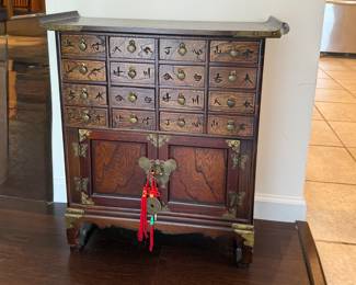 ASIAN ACCENT PIECES