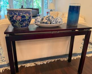 ACCENT TABLES