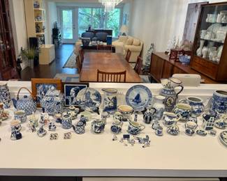 MCM DINING SET, BLUE & WHITE COLLECTION