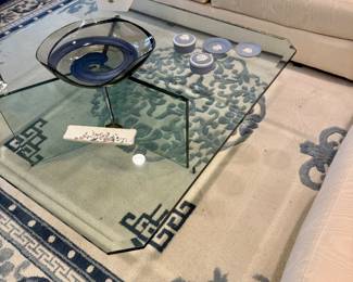 AREA RUGS
