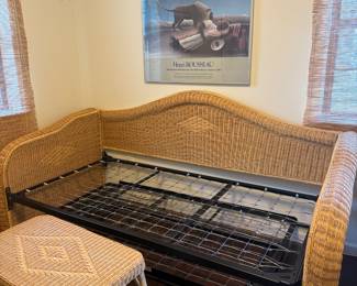 DAYBED