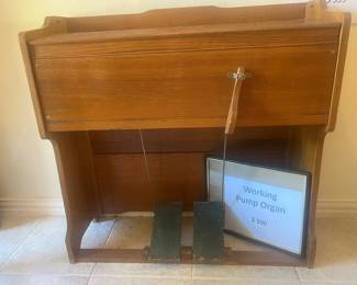pump organ