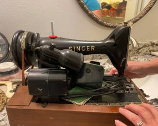 1929 singer sewing machine that works