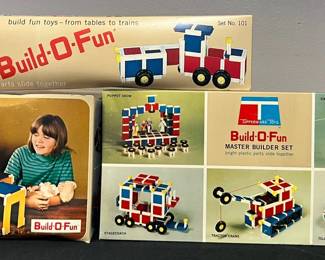 Vintage Tupperware Toys – Build-O-Fun Construction Sets (1965–1970)
