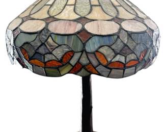 Tiffany Style Lamp 