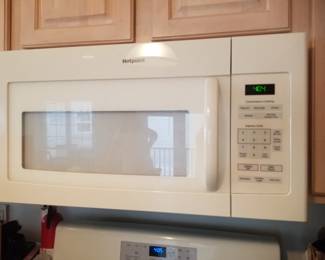 Hotpoint microwave oven mfg. February 2018