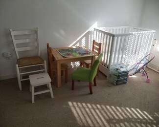 Child's table & chairs; stool