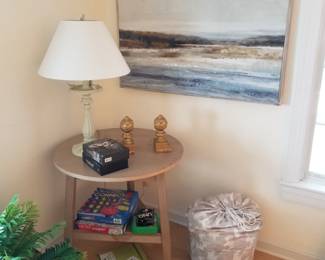 Accent table; table lamp
