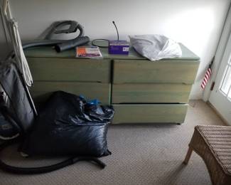 6-drawer dresser
