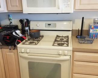 Hotpoint microwave oven mfg. February 2019; Hotpoint range
