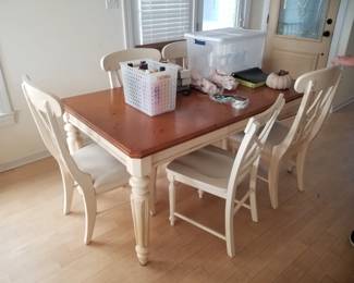Dining set seats 6