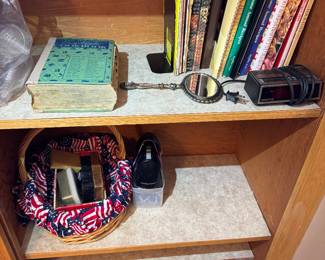 bathroom between kitchen and bedroom